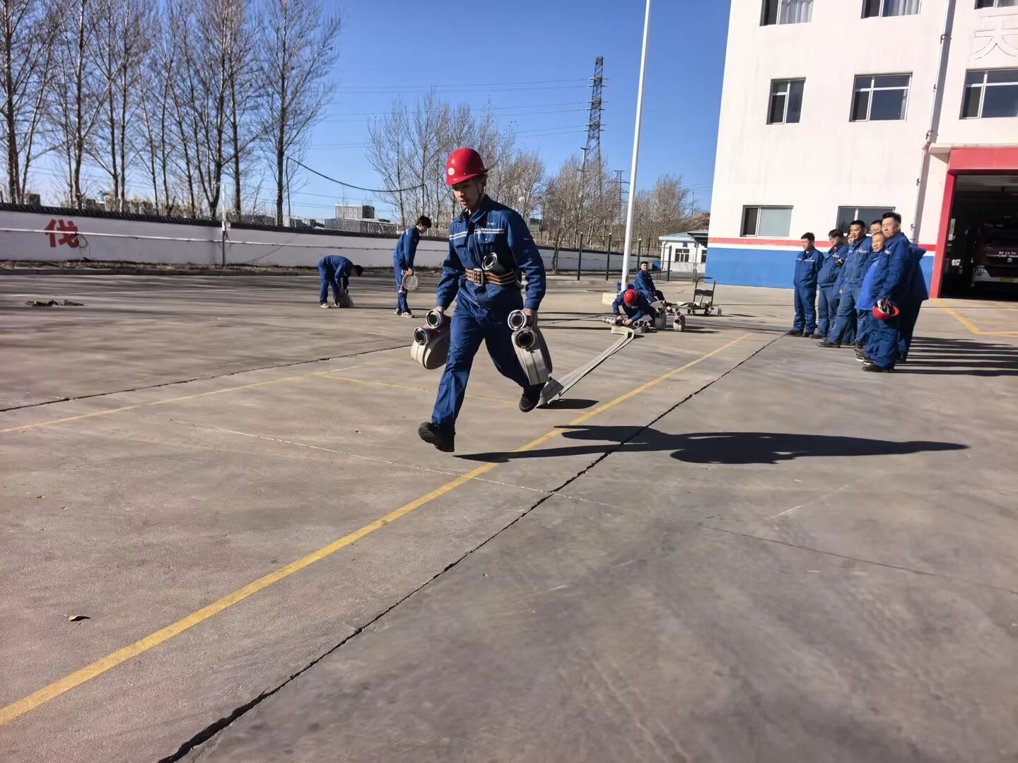 微信图片_2025-11-26_083037_870.jpg